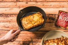 Load image into Gallery viewer, Cranberry Golden Baked Bliss Cheese