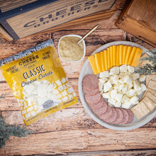 Load image into Gallery viewer, Squeaky Fresh Cheese Curds
