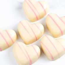 Load image into Gallery viewer, Valentine White Chocolate Heart
