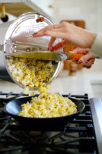 Load image into Gallery viewer, 6lb Bag of Baby Yellow Popcorn
